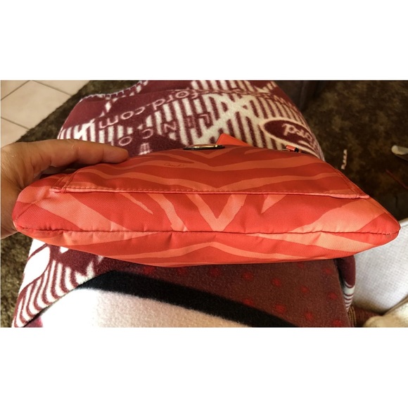 Coach Signature Fabric Crossbody Coach Coral Zebra Print File Nylon F77541 Bag - Picture 6 of 11